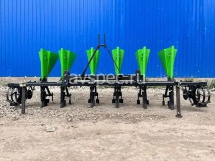 Чеснокосажалка (сеялка чеснока) шестирядная
